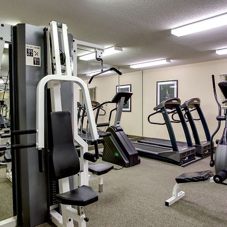 Candlewood Suites Raleigh Crabtree By Ihg Dış mekan fotoğraf
