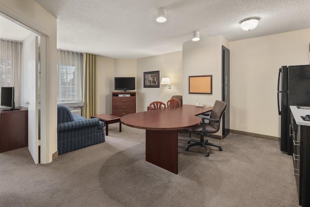 Candlewood Suites Raleigh Crabtree By Ihg Dış mekan fotoğraf