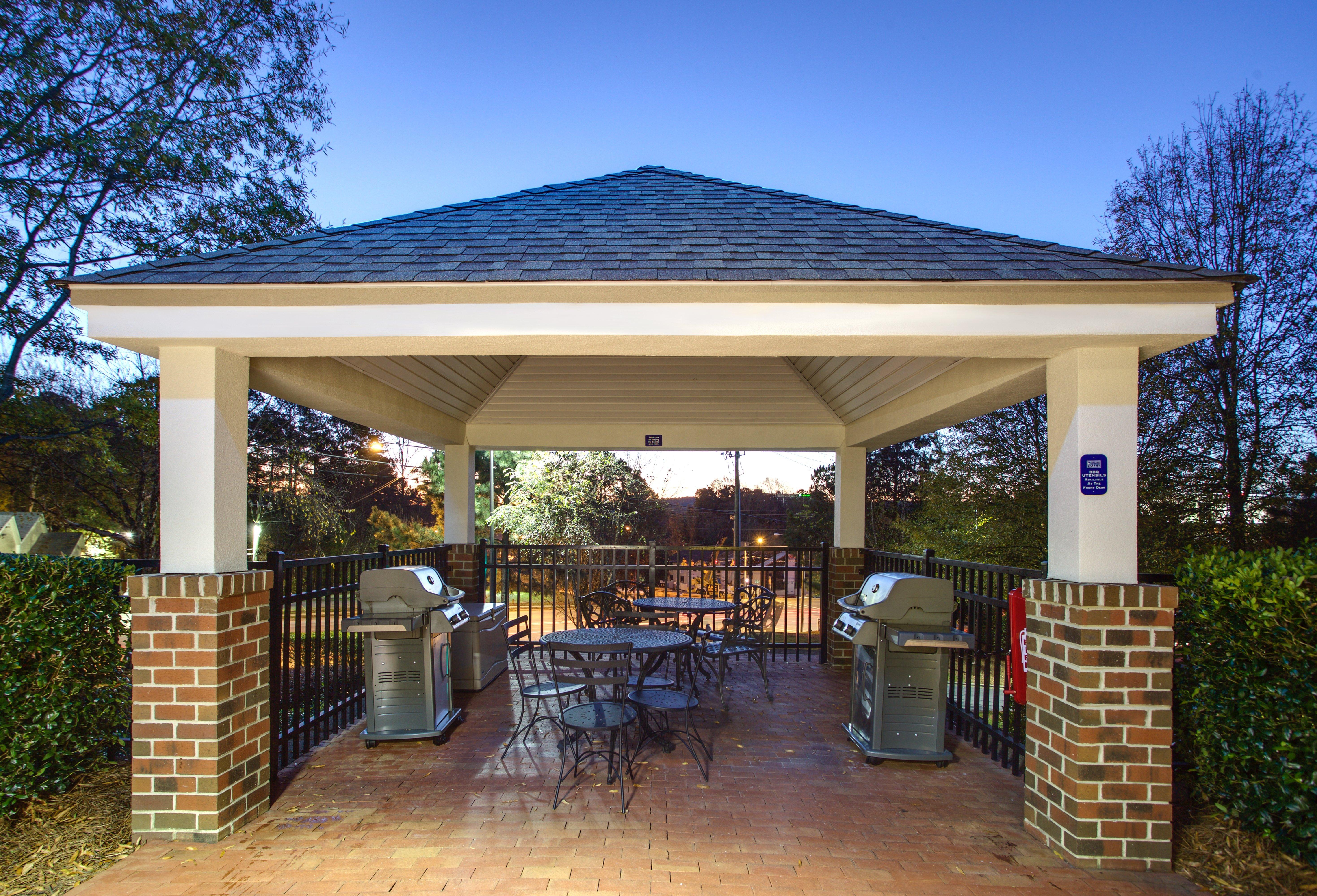 Candlewood Suites Raleigh Crabtree By Ihg Dış mekan fotoğraf