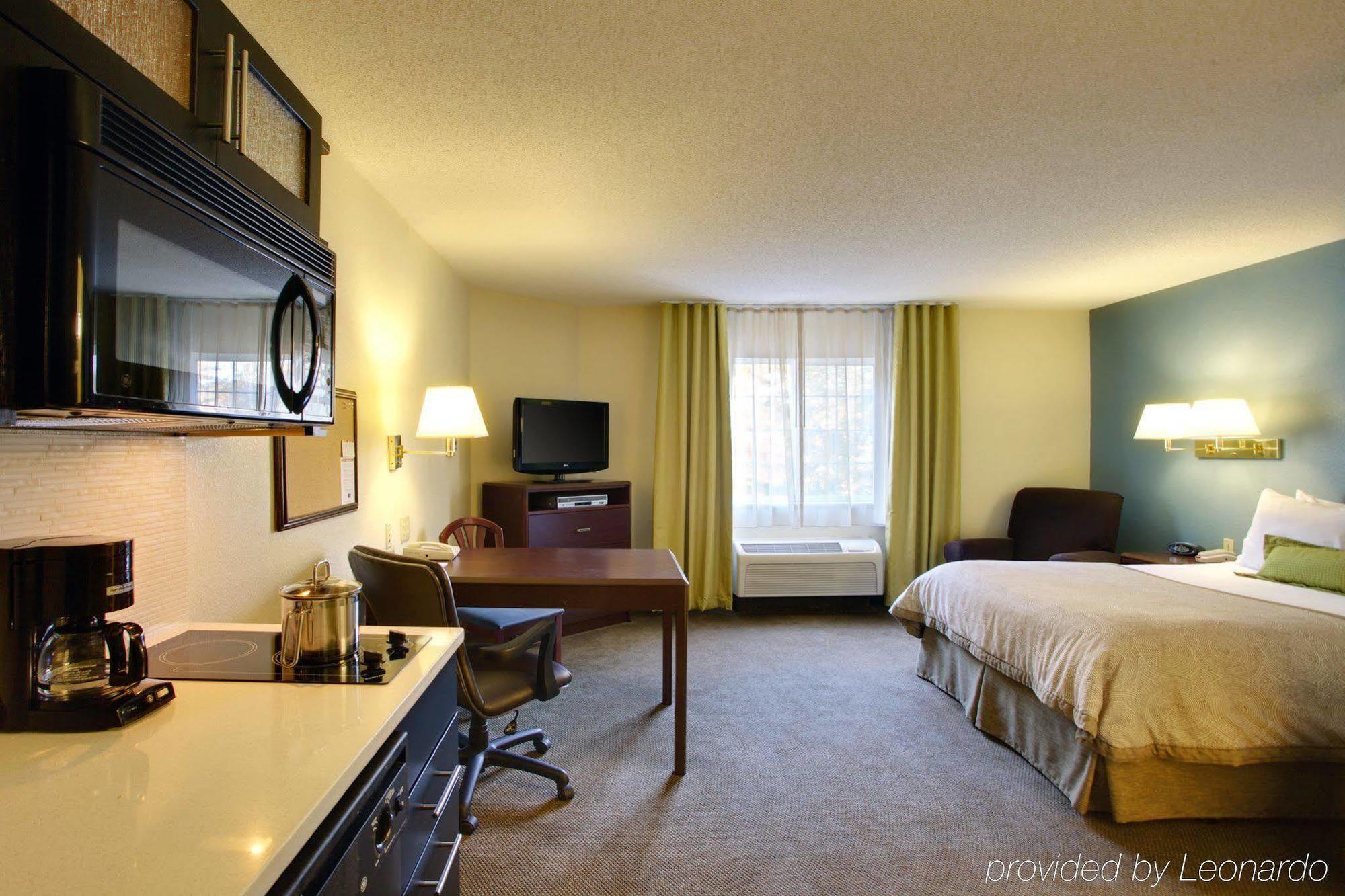 Candlewood Suites Raleigh Crabtree By Ihg Dış mekan fotoğraf