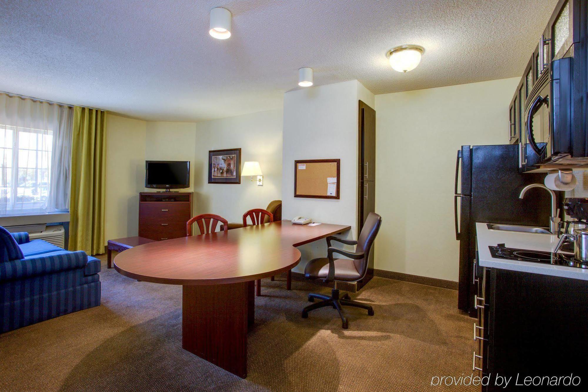 Candlewood Suites Raleigh Crabtree By Ihg Dış mekan fotoğraf